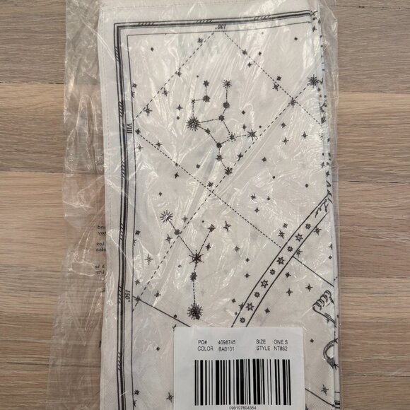 Madewell Silk Bandana Cream Astrological Print NWT - Picture 2 of 3
